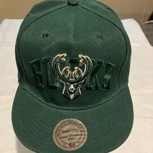 Milwaukee Bucks Snapback Cap